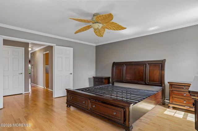 66 Mansfield Avenue, Manchester, NJ 08759