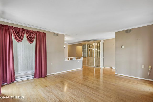 66 Mansfield Avenue, Manchester, NJ 08759