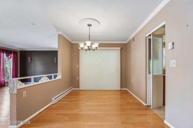 66 Mansfield Avenue, Manchester, NJ 08759