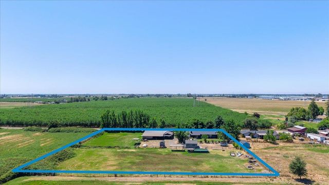 4649 Kentucky Ave, Oakdale, CA 95361