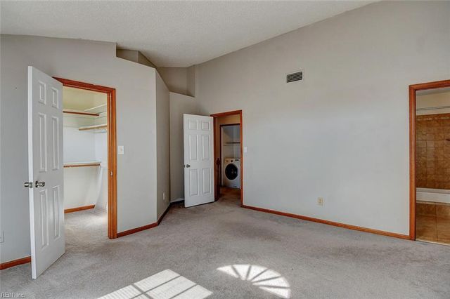 4206 Minnard CT, Virginia Beach, VA 23462