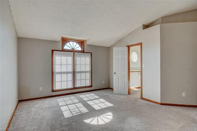 4206 Minnard CT, Virginia Beach, VA 23462