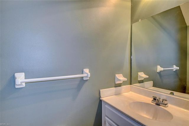 4206 Minnard CT, Virginia Beach, VA 23462