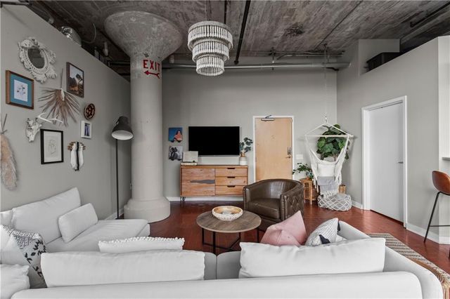 881 Memorial SE Drive 219, Atlanta, GA 30316