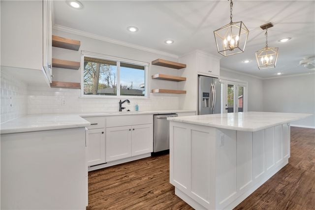 405 Magnolia Drive, Bentonville, AR 72712