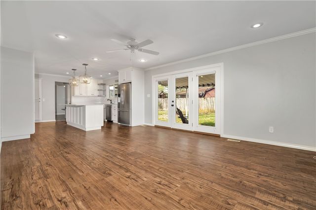 405 Magnolia Drive, Bentonville, AR 72712