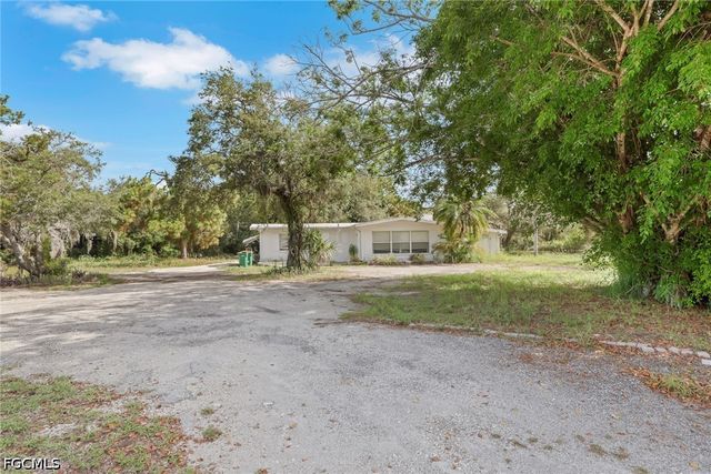 1175 Pine Ridge RD, Naples, FL 34108