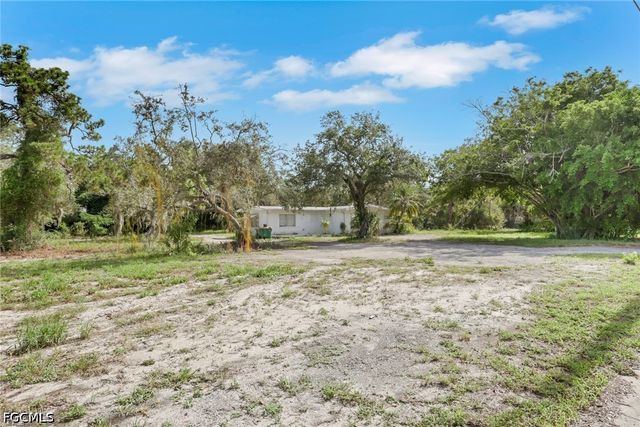1175 Pine Ridge RD, Naples, FL 34108