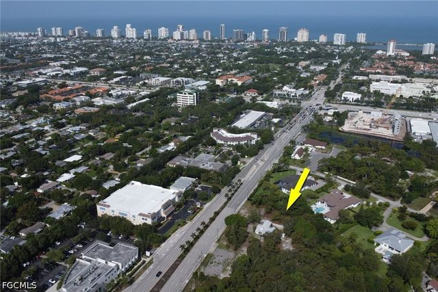 1175 Pine Ridge RD, Naples, FL 34108