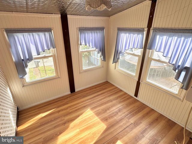 331 SUNSET RD, Reading, PA 19611