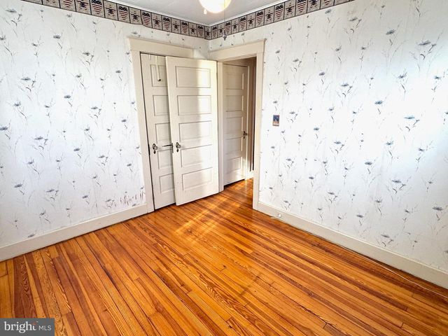 331 SUNSET RD, Reading, PA 19611