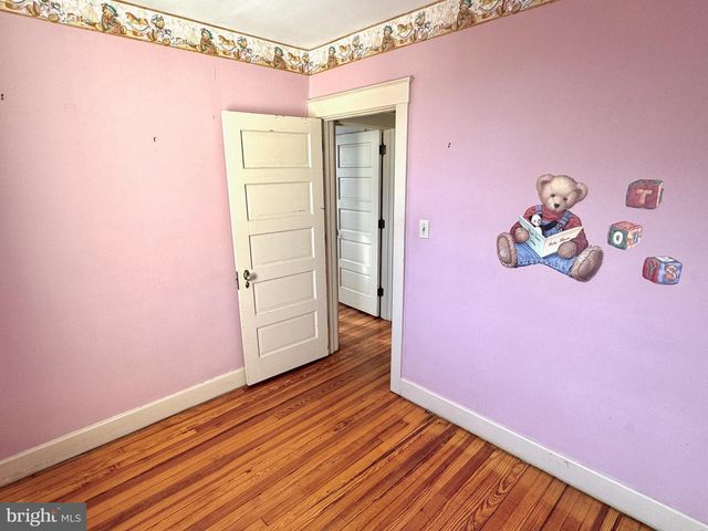 331 SUNSET RD, Reading, PA 19611