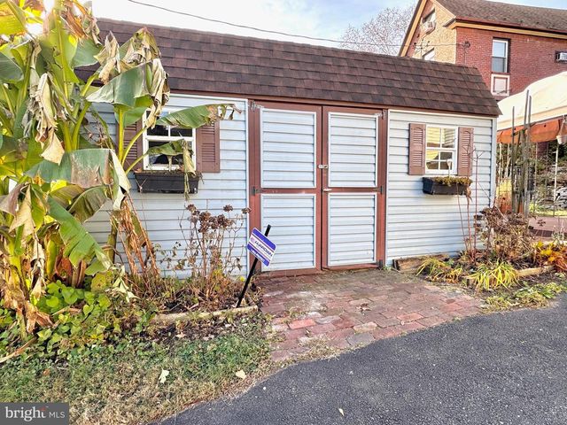 331 SUNSET RD, Reading, PA 19611