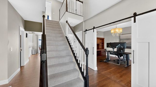 8690 W 176th Street W, Lakeville, MN 55044