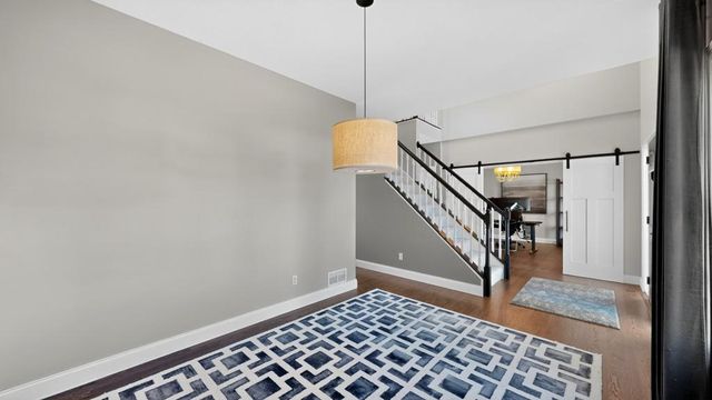 8690 W 176th Street W, Lakeville, MN 55044