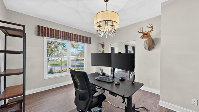 8690 W 176th Street W, Lakeville, MN 55044