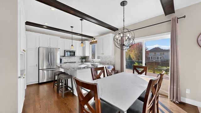 8690 W 176th Street W, Lakeville, MN 55044