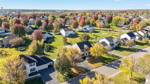 8690 W 176th Street W, Lakeville, MN 55044