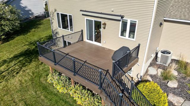 8690 W 176th Street W, Lakeville, MN 55044