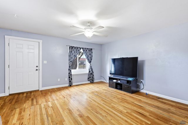 420 E WATERTOWN, Rapid City, SD 57701
