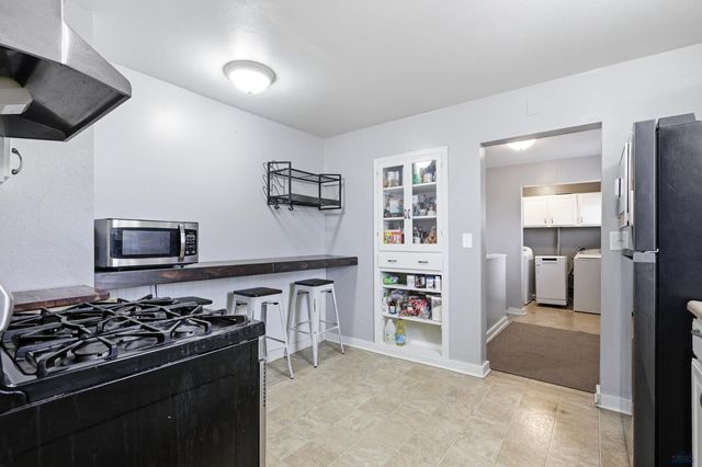 420 E WATERTOWN, Rapid City, SD 57701