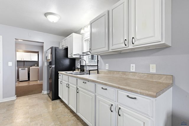 420 E WATERTOWN, Rapid City, SD 57701