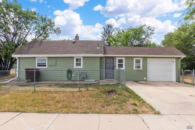 420 E WATERTOWN, Rapid City, SD 57701