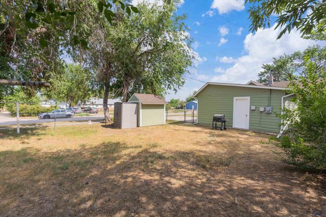 420 E WATERTOWN, Rapid City, SD 57701