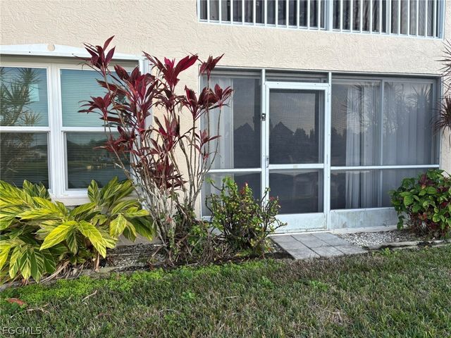 4500 SE 5th PL 106, Cape Coral, FL 33904