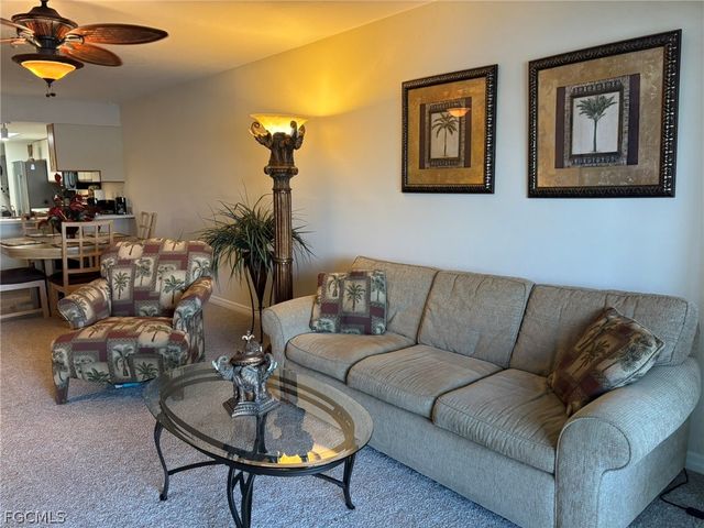 4500 SE 5th PL 106, Cape Coral, FL 33904