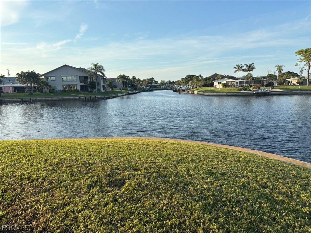 4500 SE 5th PL 106, Cape Coral, FL 33904