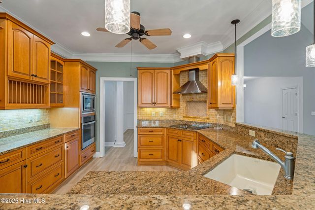 3929 Harmony Circle SE, Southport, NC 28461