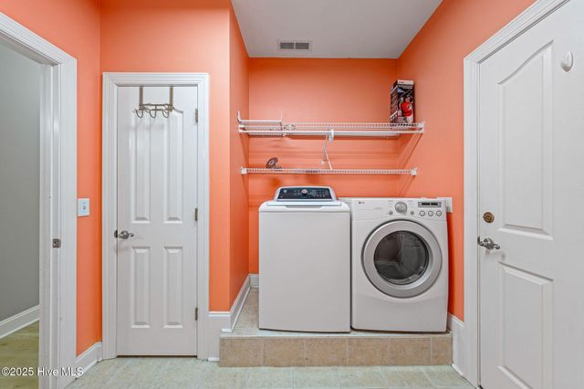 3929 Harmony Circle SE, Southport, NC 28461