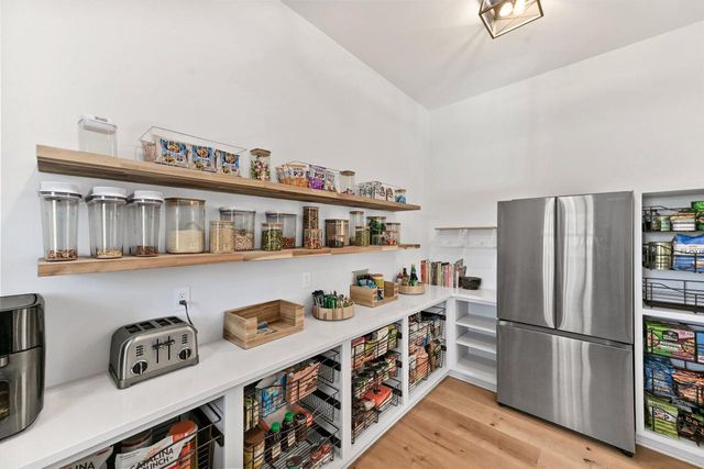 13145 Kittridge COURT, Brookfield, WI 53005