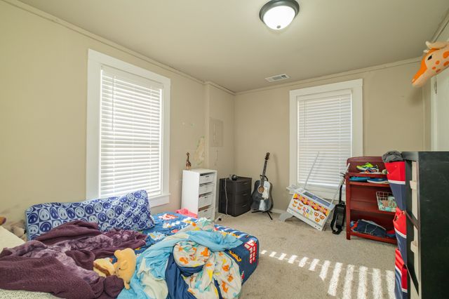 1609 E Lincoln St, Tullahoma, TN 37388