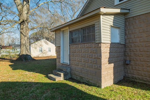 1609 E Lincoln St, Tullahoma, TN 37388