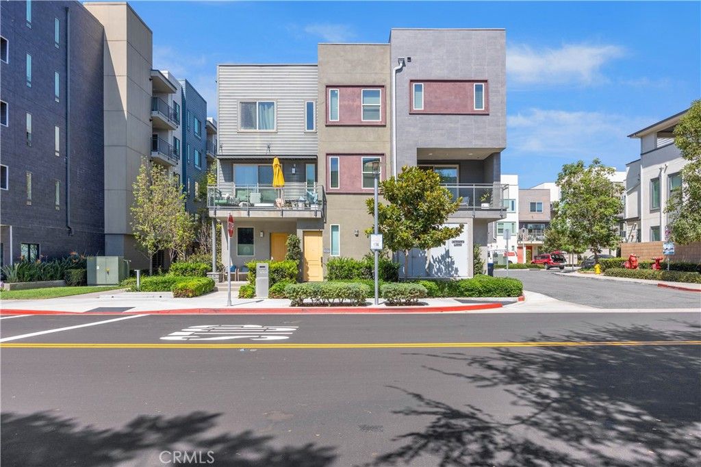 227 Bowery, Irvine, CA 92612 — exterior