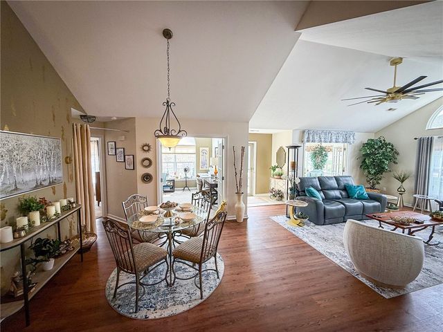 3053 Kensington Ct, Connoquenessing Twp, PA 16053