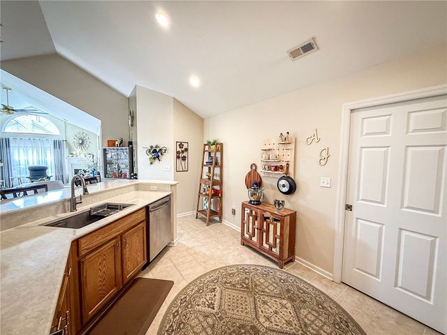 3053 Kensington Ct, Connoquenessing Twp, PA 16053