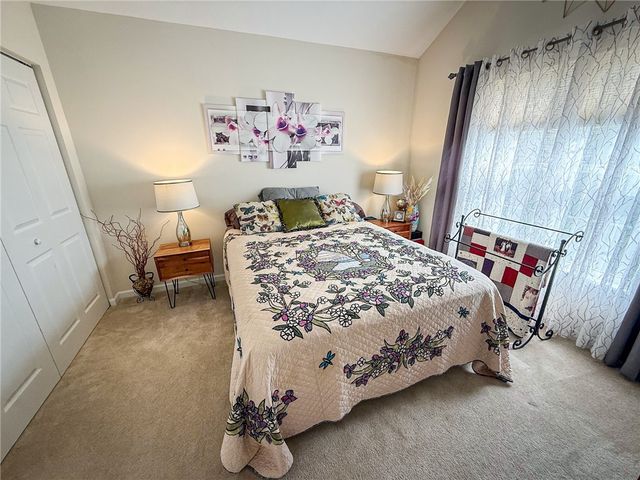 3053 Kensington Ct, Connoquenessing Twp, PA 16053