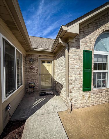 3053 Kensington Ct, Connoquenessing Twp, PA 16053