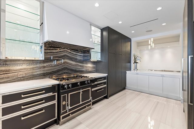 17901 Collins Ave 2802, Sunny Isles Beach, FL 33160