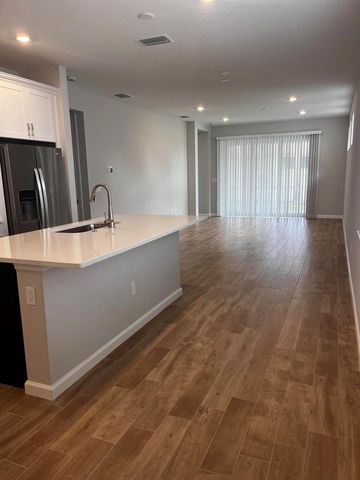 4520 Jolly Roger Manor, Vero Beach, FL 32967
