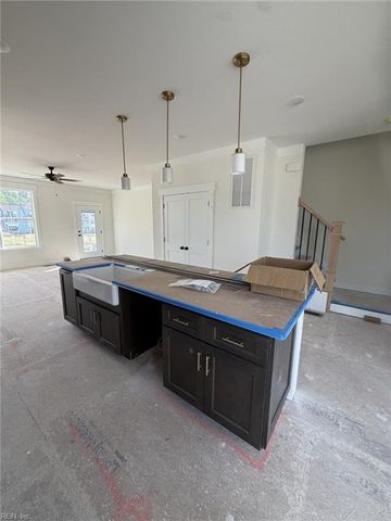 1076 Mesa LOOP, Chesapeake, VA 23320