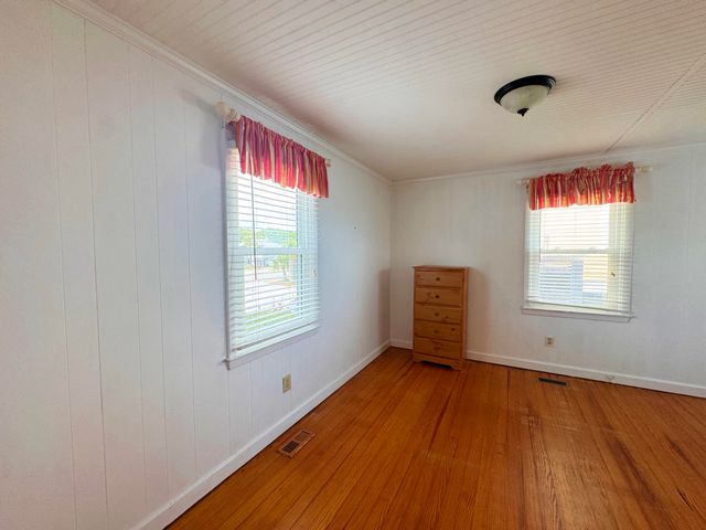 1904 Palmetto Boulevard, Edisto Island, SC 29438