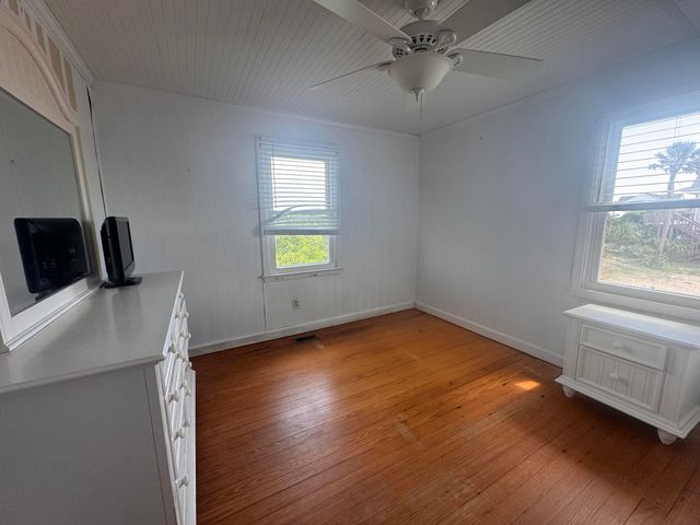 1904 Palmetto Boulevard, Edisto Island, SC 29438