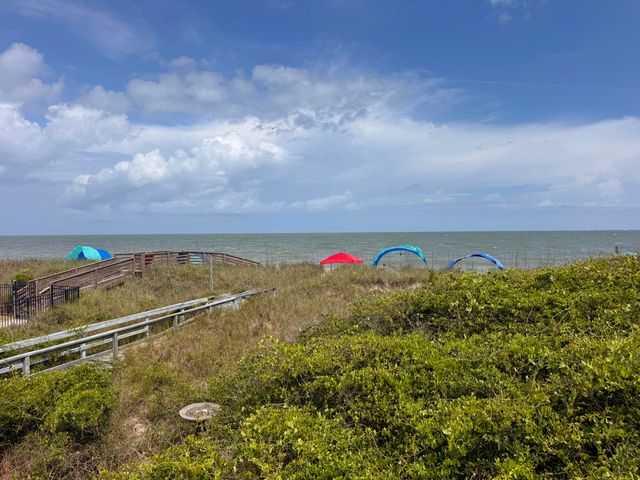 1904 Palmetto Boulevard, Edisto Island, SC 29438