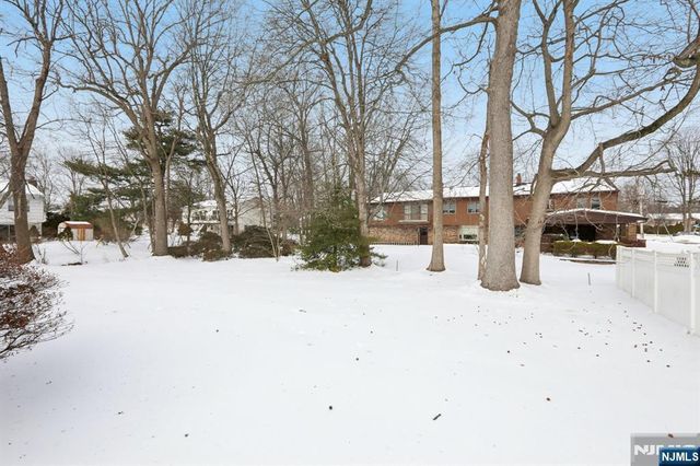 261 Idaho Street, Paramus, NJ 07652