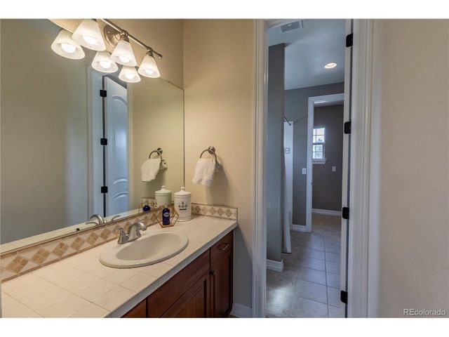 9691 Sunset Hill Pl, Lone Tree, CO 80124