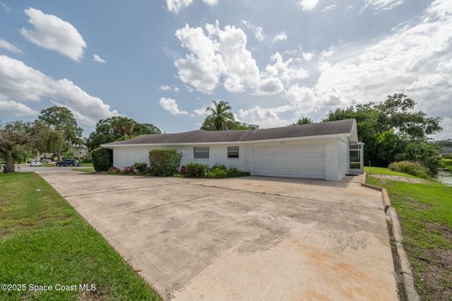 1900 Tanner Court, Titusville, FL 32796